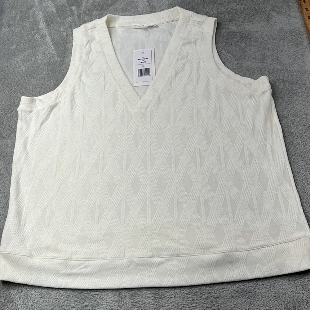 NEW‎ Brea Canyon XL White Textured Sleeveless Blouse